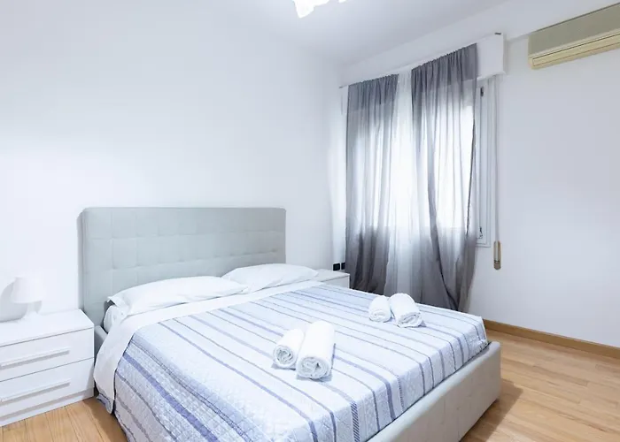 Cesare, By Short Holidays דירה בולוניה