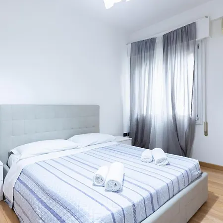 Cesare, By Short Holidays Apartmán Boloňa