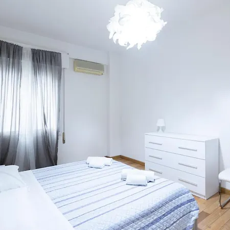 Cesare, By Short Holidays Apartmán Boloňa